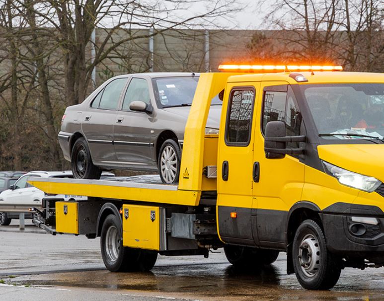 <p>Valorauto is een online service waarmee u uw oude auto op een eenvoudige, snelle en veilige manier kunt inleveren. Wij besparen u tijd door alle administratieve procedures te verzorgen en uw voertuig rechtstreeks bij u thuis op te halen. Naast dat je geld verdient door ons het recycleren ervan toe te vertrouwen, doe je iets voor de planeet en draag je bij aan de circulaire economie.</p>
<p>De uitschrijvingsservice van Valorauto biedt een complete en zorgeloze oplossing voor het verwijderen van een voertuig uit het register van in Frankrijk geregistreerde voertuigen.</p>